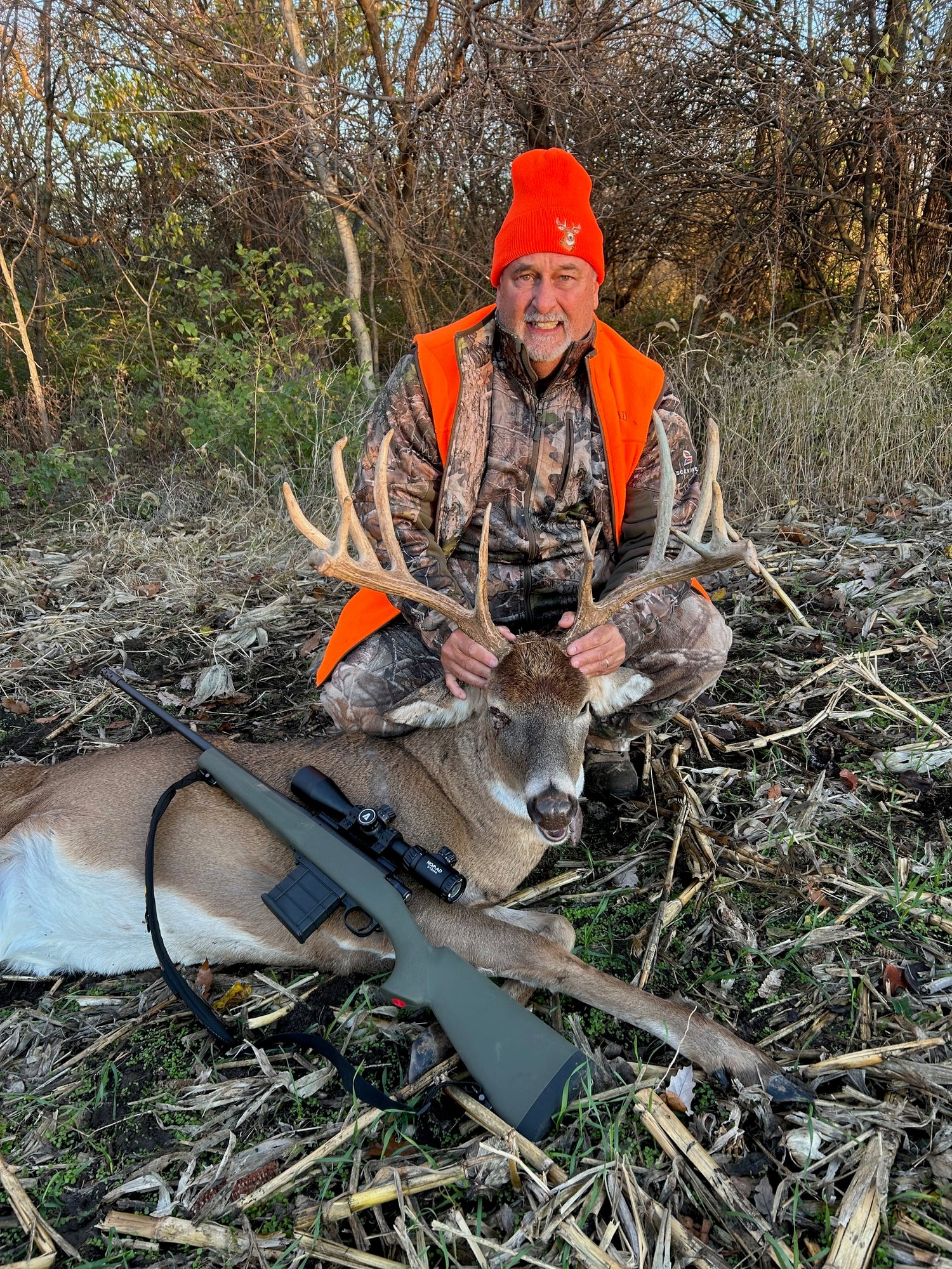 7x6 Buck Down! Hunting Whitetail Deer in Missouri